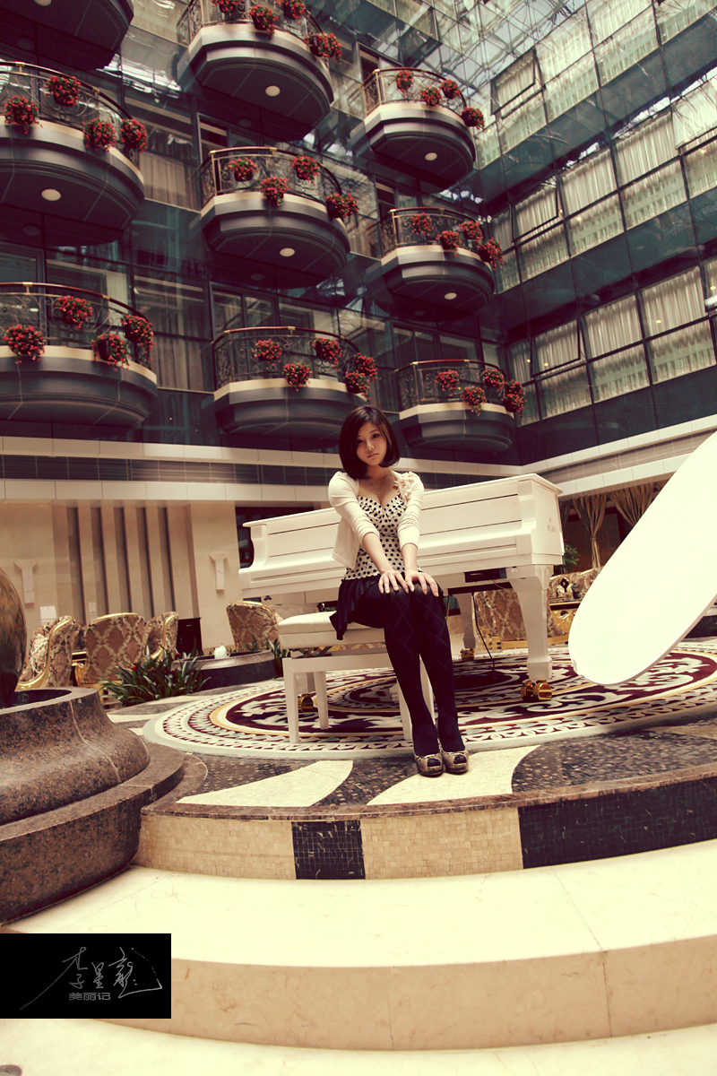 2010.04.04 李星龙摄影-美丽记-处女座舞蹈专业女生周殷因